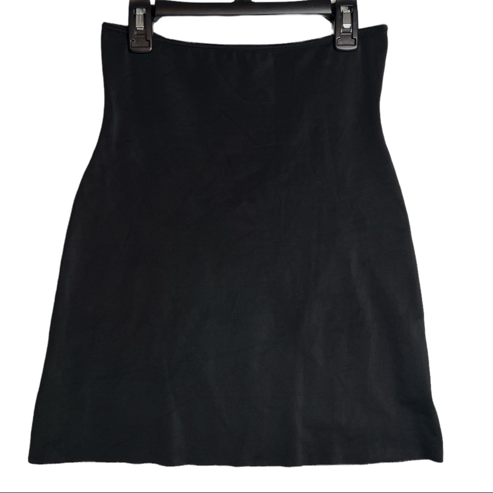 SPANX Black Shapewear Skirt - Picture 2 of 5